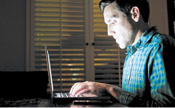 Adicto a las videollamadas eróticas