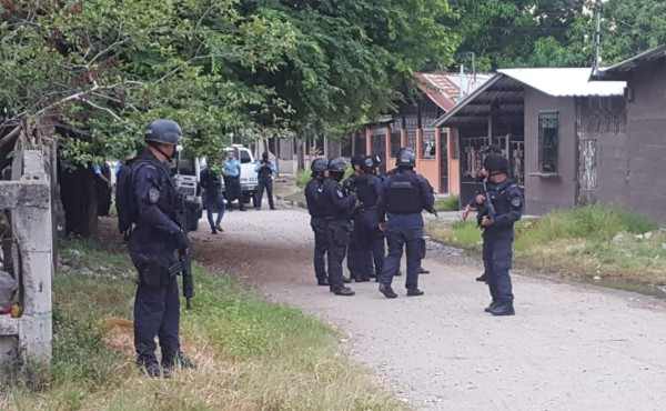 Policía de Honduras madruga a ejecutar operativo en Chamelecón