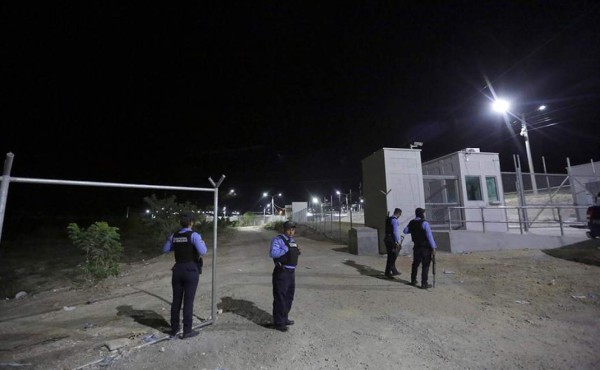 Rebelión y muerte: las trágicas imágenes de la nueva masacre en una cárcel de Honduras