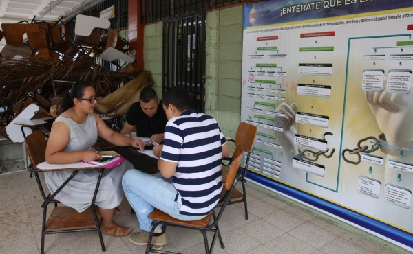 Llaman a estudiantes de la Unah a presentarse a clases pese a tomas