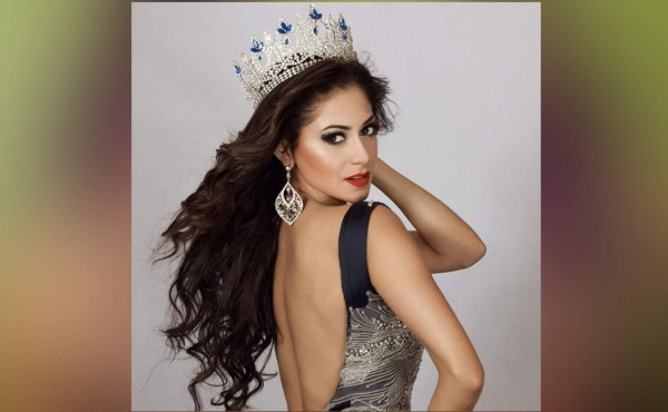 Karla Monje, se corona como Miss América Latina Mundo