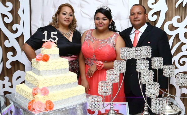 Los quinceaños de Giselle Funes Chávez