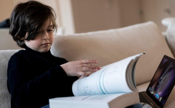 Laurent Simons: Niño superdotado a punto de obtener una licenciatura en ingeniería eléctrica