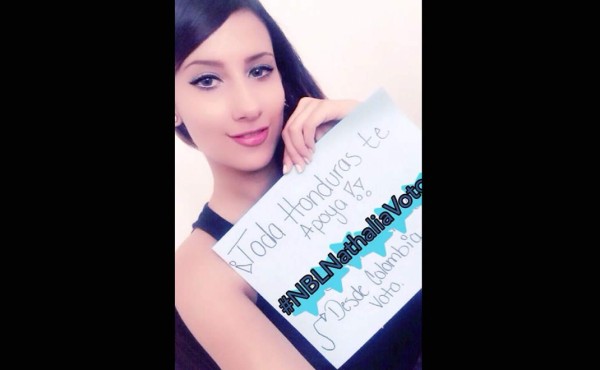 Miles apoyan a Nathalia Casco