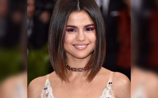 Serie de Selena Gómez 'Por 13 razones' abre polémica sobre el suicidio  