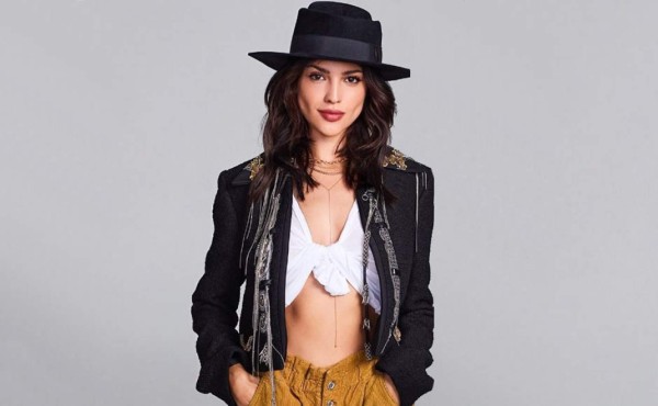 Eiza González sorprende mostrando su figura de muñeca