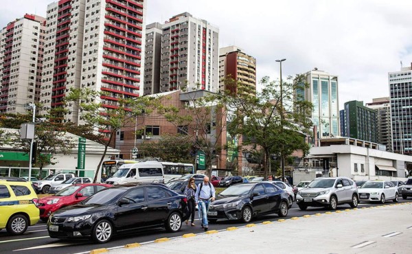 Los grandes proyectos inmobiliarios no llegan a tiempo a la meta