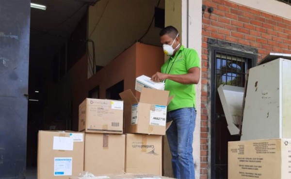 Red hospitalaria recibe casi 2.5 millones de insumos para combatir coronavirus