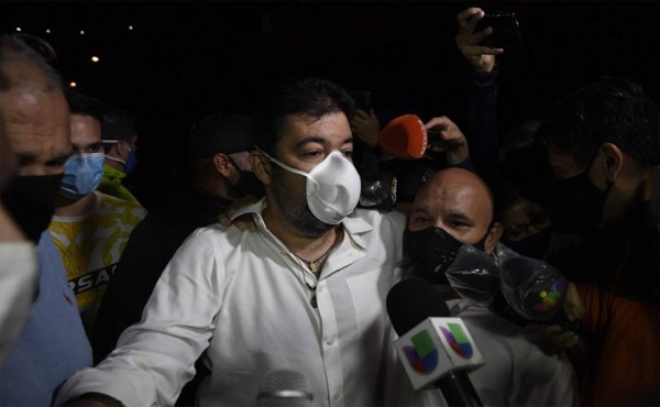 Maduro indulta a un centenar de opositores de cara a las parlamentarias