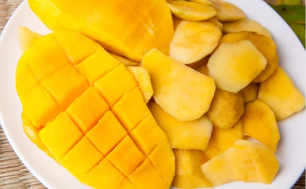 Razones para incluir el mango en tu ritual de belleza