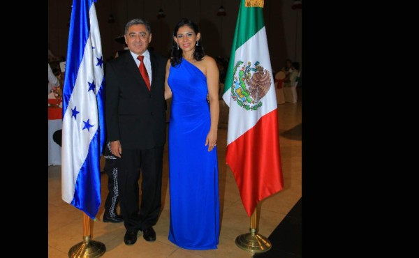 Despedida para el cónsul mexicano Omar Hurtado