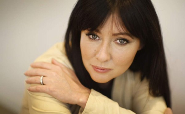 Shannen Doherty con cáncer y sin seguro médico