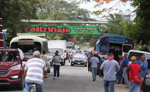 Interrumpido el paso entre El Progreso y Tela