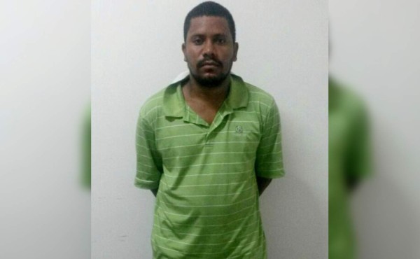 Capturan en México a acusado de triple asesinato