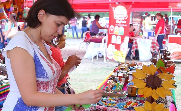 Llega el Mercado del Agricultor y Artesano