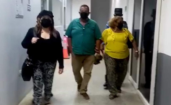 Arrestan a tres personas en posesión de $25,000 en el aeropuerto Villeda Morales