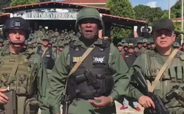 Un hombre muerto y otro 'gravemente herido' en el asalto a cuartel venezolano