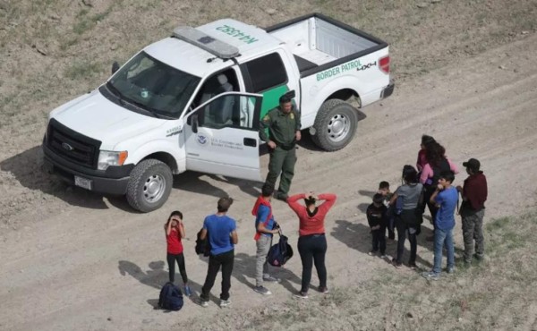 Arrestos de inmigrantes dan nuevos argumentos a Trump en exigencias a México