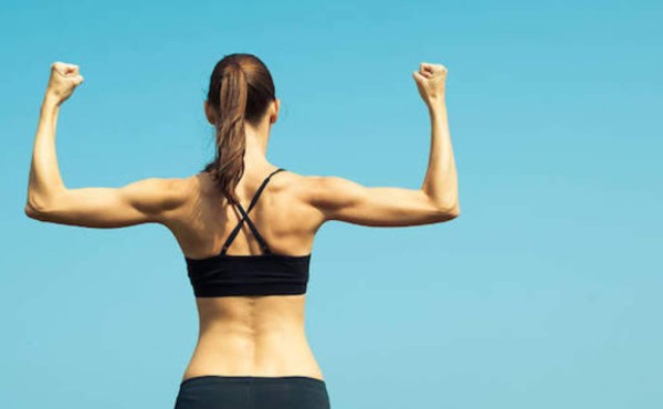 Ejercicios para adelgazar la parte superior de los brazos
