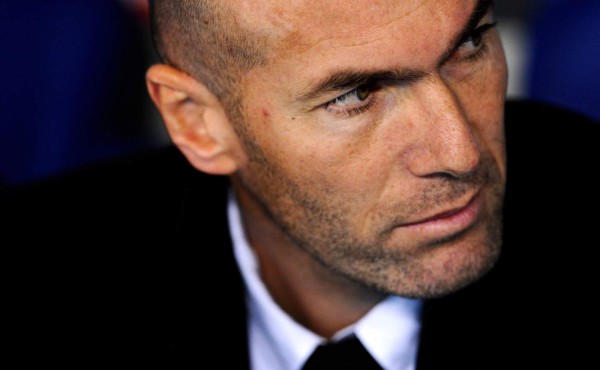 'Benítez lo está haciendo fenomenal': Zidane