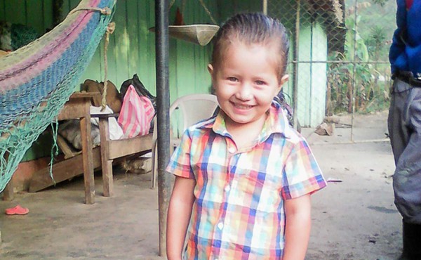 La pequeña Angely amaba tanto a su papá y hasta murió con él