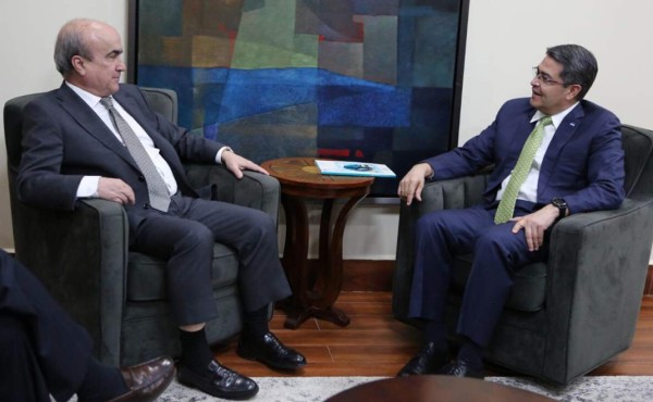 Honduras ha avanzado en cobertura y calidad educativa, dice el titular de la OEI