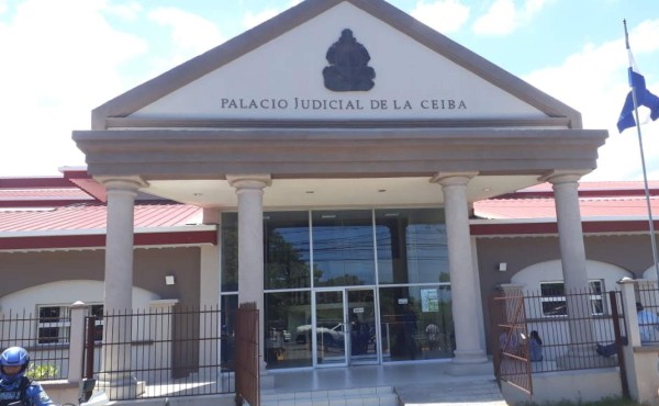 Se entrega uno de los supuestos violadores de jovencita en La Ceiba