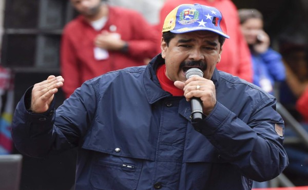 Maduro promete 'sorpresas' en su relación con el 'camarada Trump'