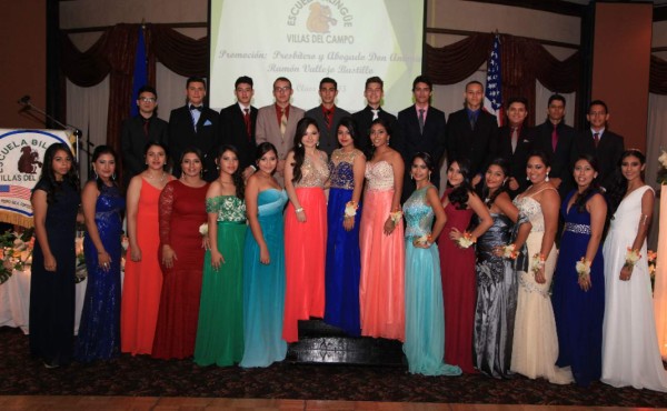 Graduación de la Escuela Bilingüe Villas del Campo