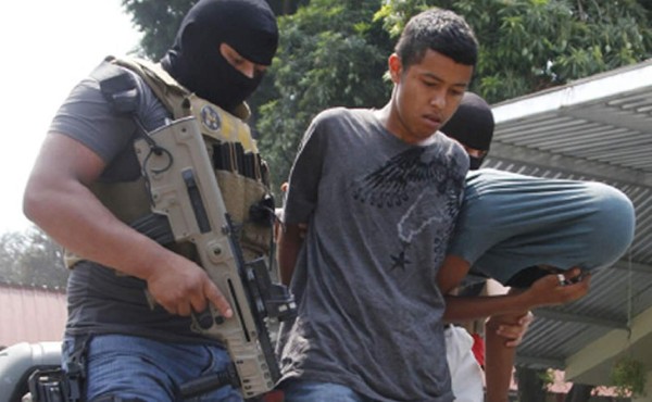 Capturan por extorsión a dos supuestos pandilleros