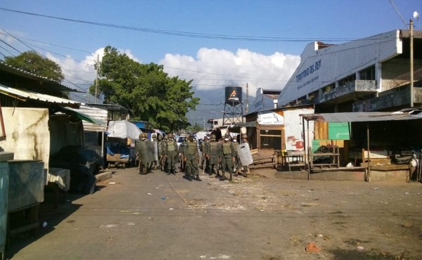 Cerrados amanecen los principales mercados en Honduras por coronavirus