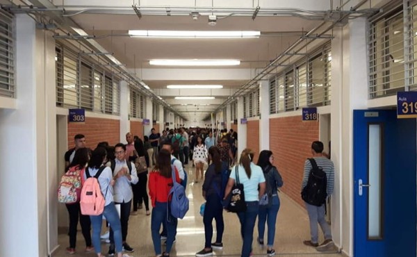 Más de 80,000 estudiantes iniciaron clases hoy en la Unah