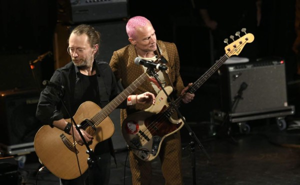 Artistas instan a Radiohead a cancelar su actuación en Israel  