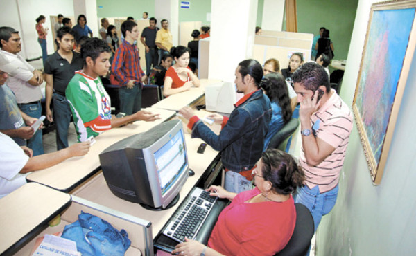 Mil cédulas al día se entregan en San Pedro
