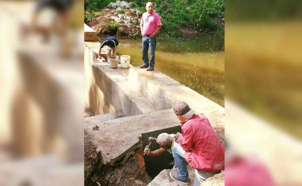 Con represa entregan agua a más de 5,000 pobladores de Santa Cruz