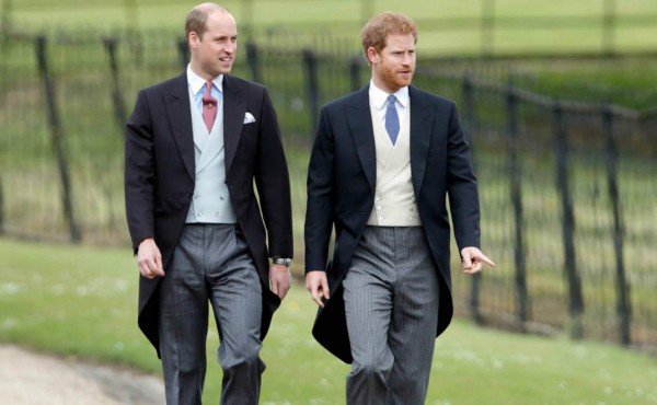 William y Harry de Gales hablan sobre su madre
