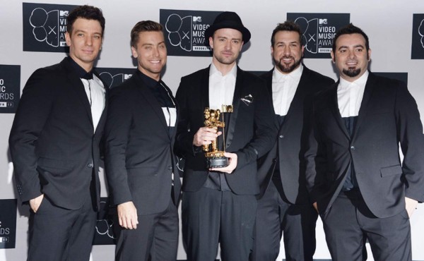 Ex músico de N’Sync quiso donar sangre tras tiroteo en Las Vegas y fue vetado por gay