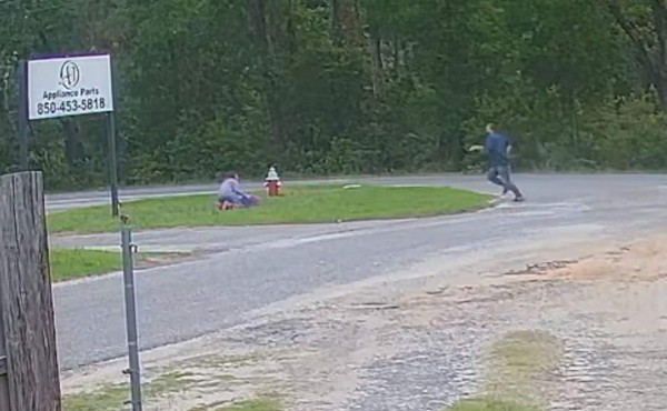 Video: Una niña de 11 años pelea y escapa de un hombre armado que intentó secuestrarla