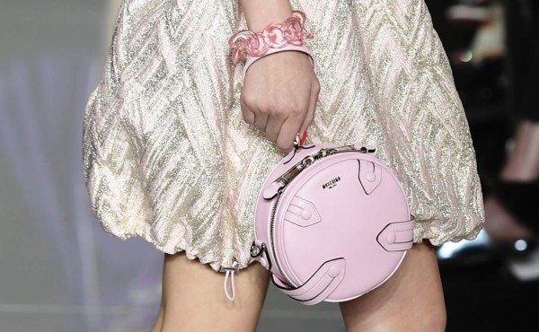 Las muñequeras se ponen de moda