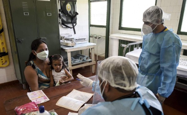 Perú anuncia que pandemia está en descenso e iniciará desconfinamiento