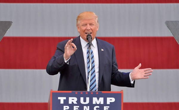 Trump acusa a Carlos Slim de campaña mediática en su contra