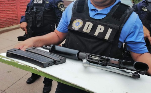 Capturan a presunto pandillero salvadoreño y a una hondureña