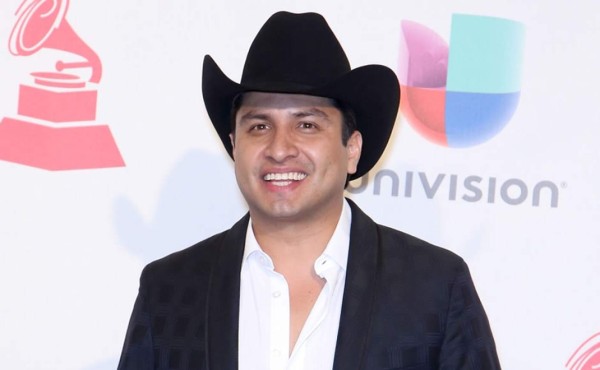 Julión Álvarez más cerca su redención