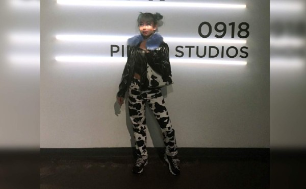 Flo Guan, la 'influencer” que vive de modelar ropa y tomarse fotos