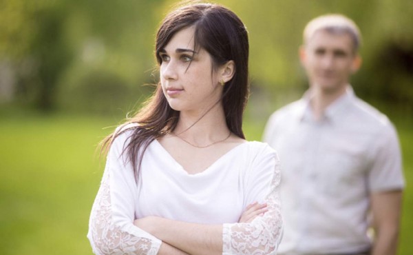 ‘Clavada’ a los 17 de un cuarentón