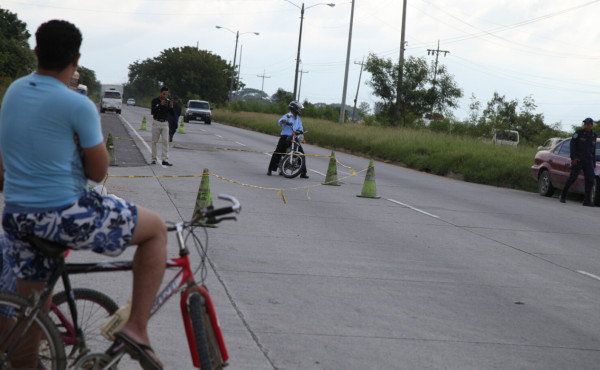 Cuando esperaba bus lo matan de 30 tiros