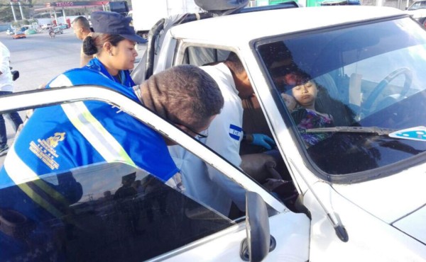 Mujer da a luz en posta policial de Tegucigalpa