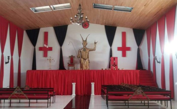 Construyen la iglesia de adoración al diablo en Colombia