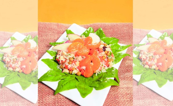 Ensalada de arroz con naranja
