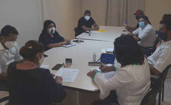 Maestros interinos exigen sean exonerados con el Estatuto del Docente